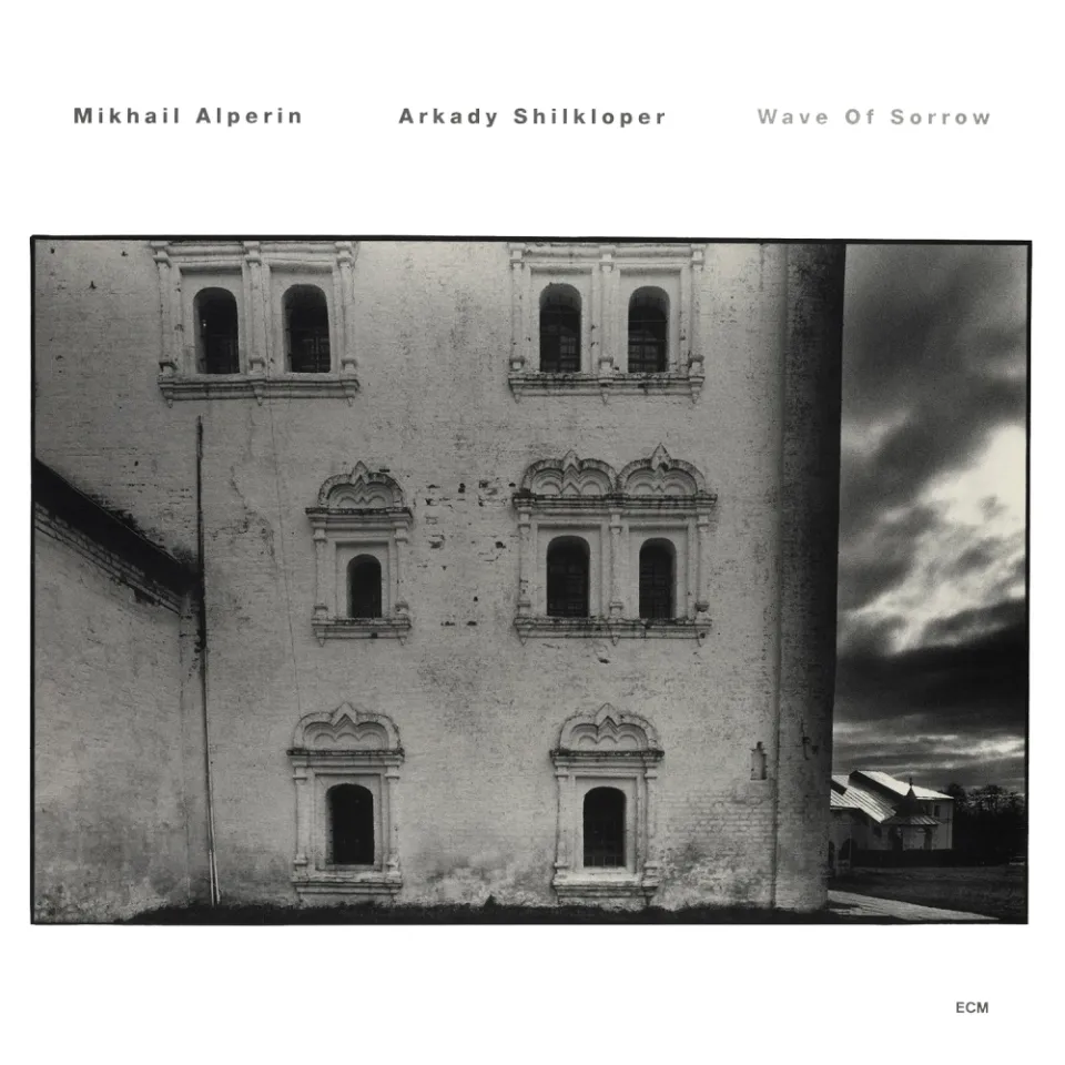 ecm-records-wave-of-sorrow-cd-album image 1