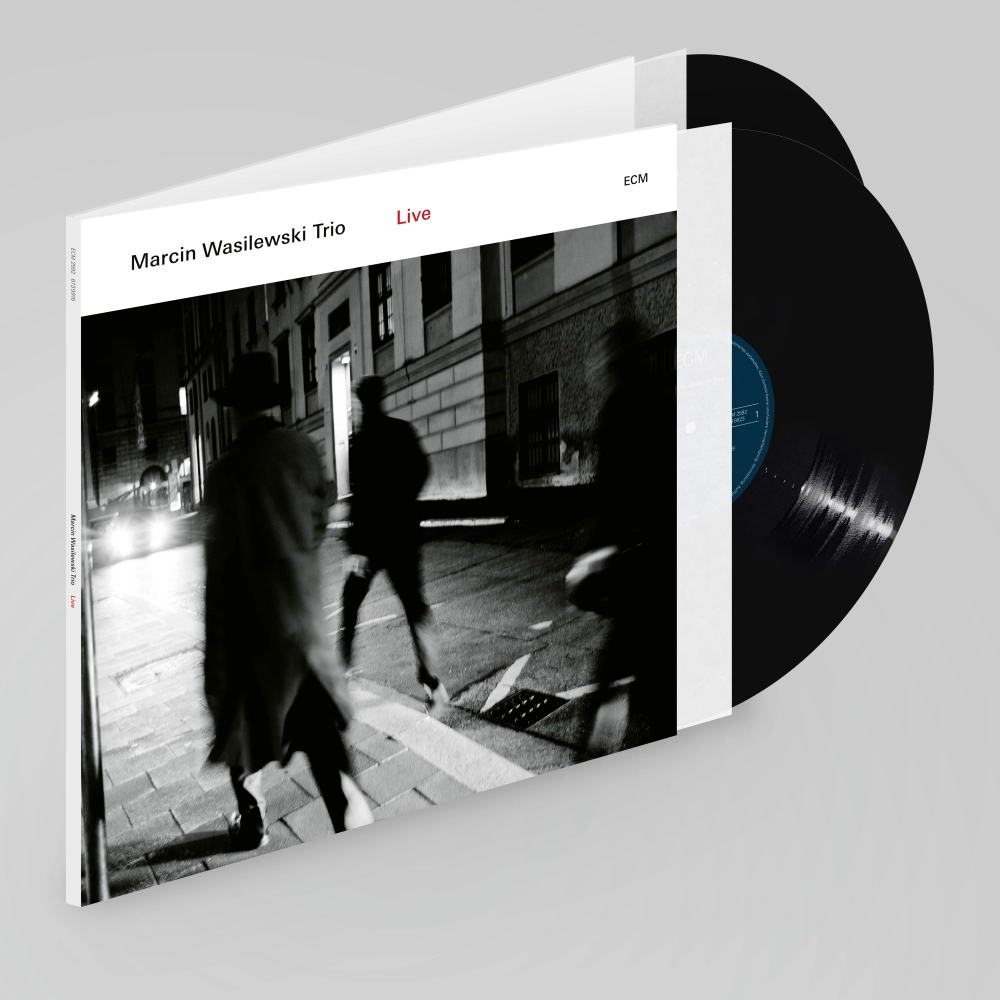 ecm-records-live-cd-album-marcin-wasilewski-trio-spark-of-life image 2